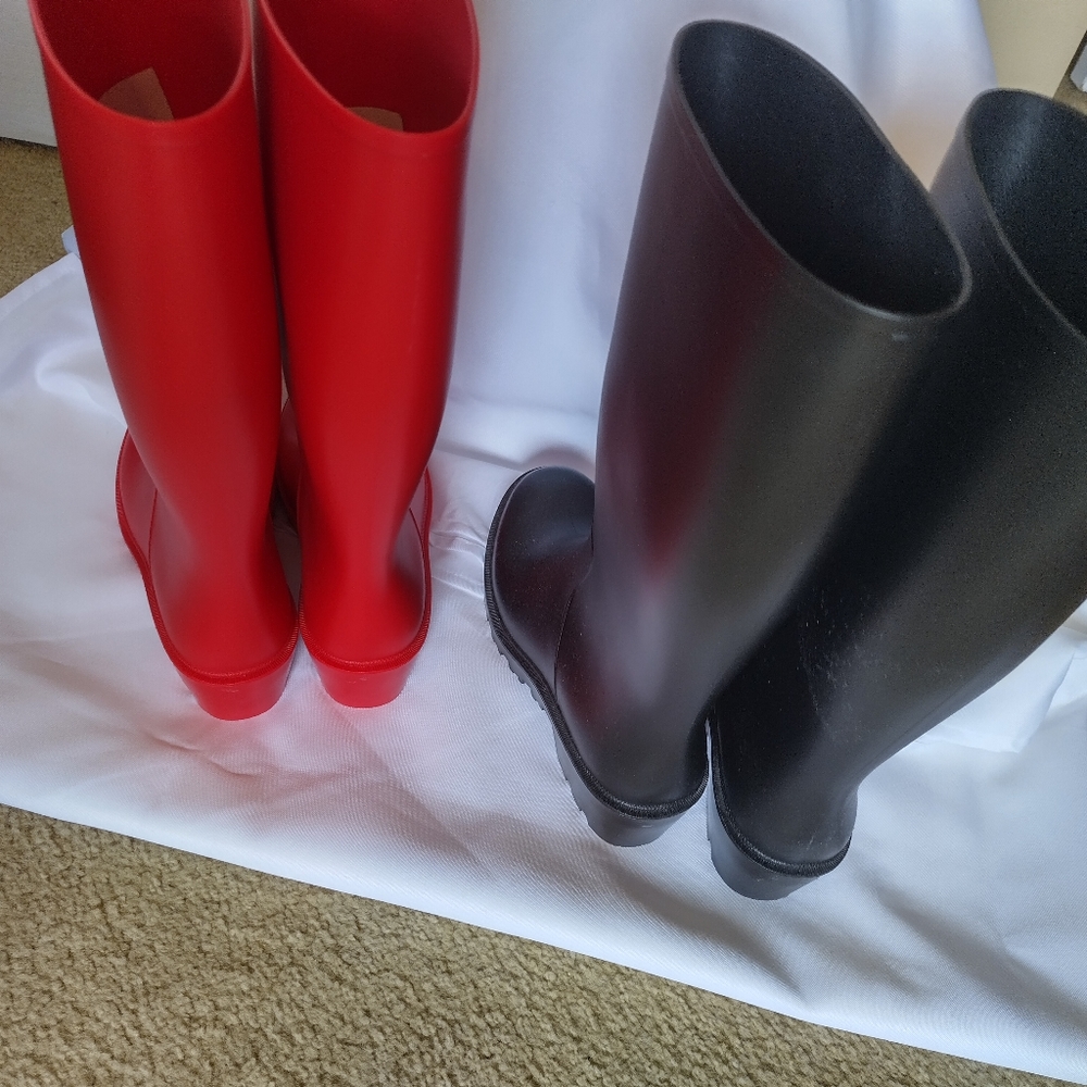 Rain boots